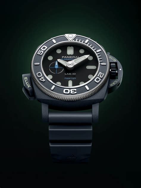 Panerai Submersible Elux LAB.